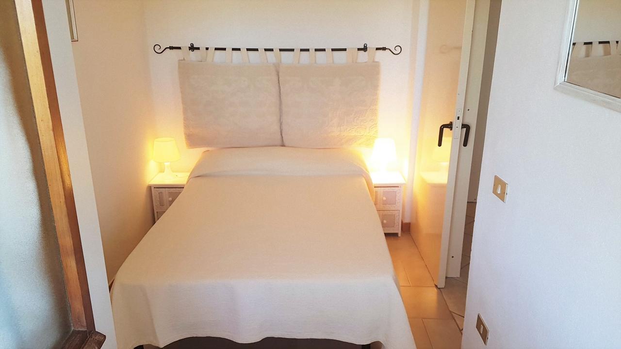 Baia De Bahas - Apartments & Resort Marinella  Eksteriør bilde